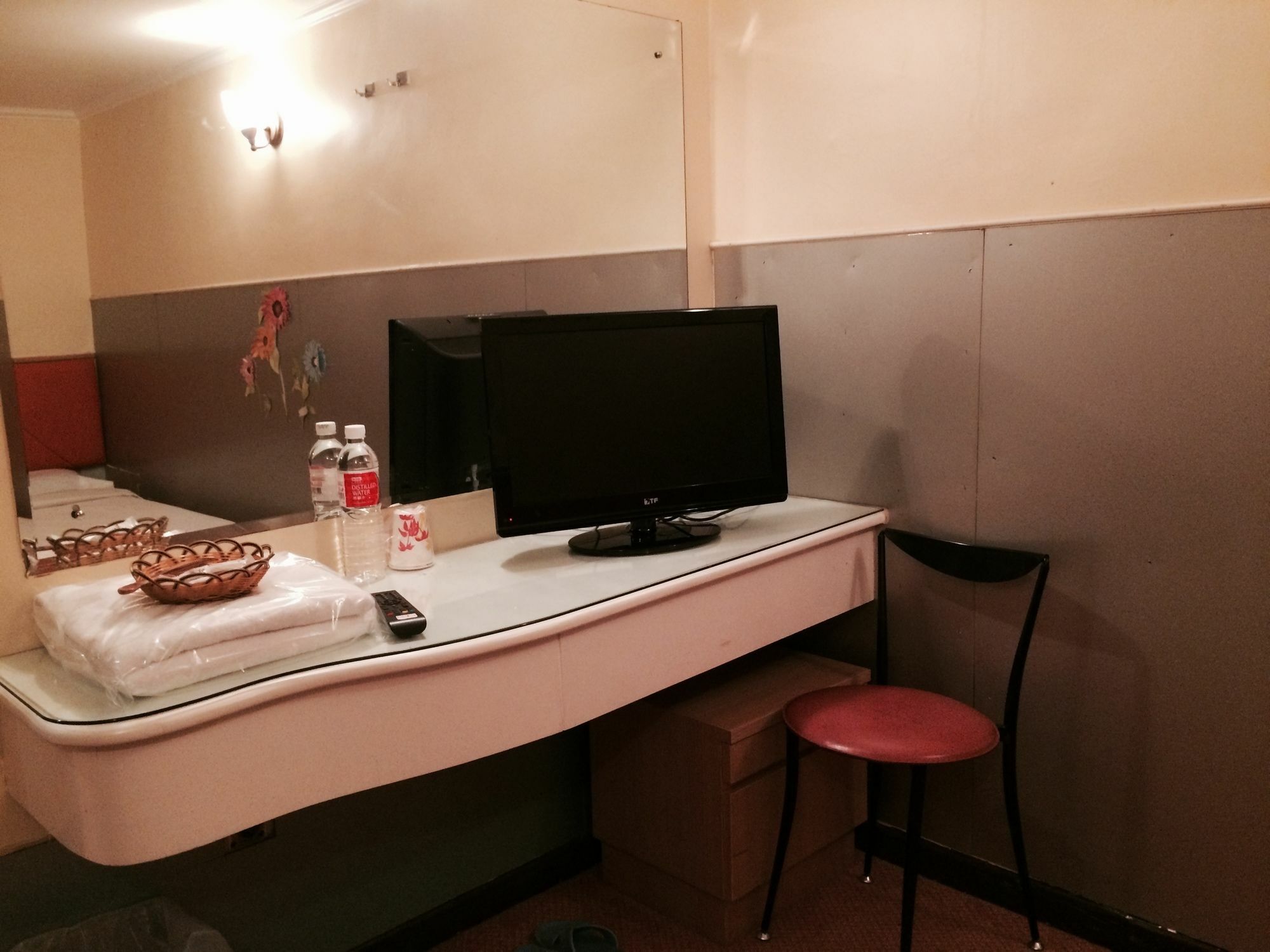 J Hotel Hong Kong Dış mekan fotoğraf